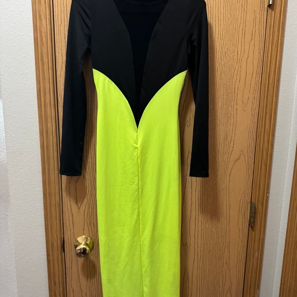 Fashion Nova Dress size XS ❤️ - Picture 5 of 8